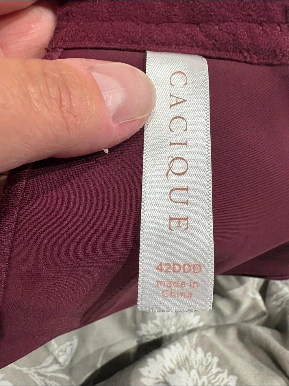 Cacique nude red wireless invisible back smoother bra 42DDD 2pcs
